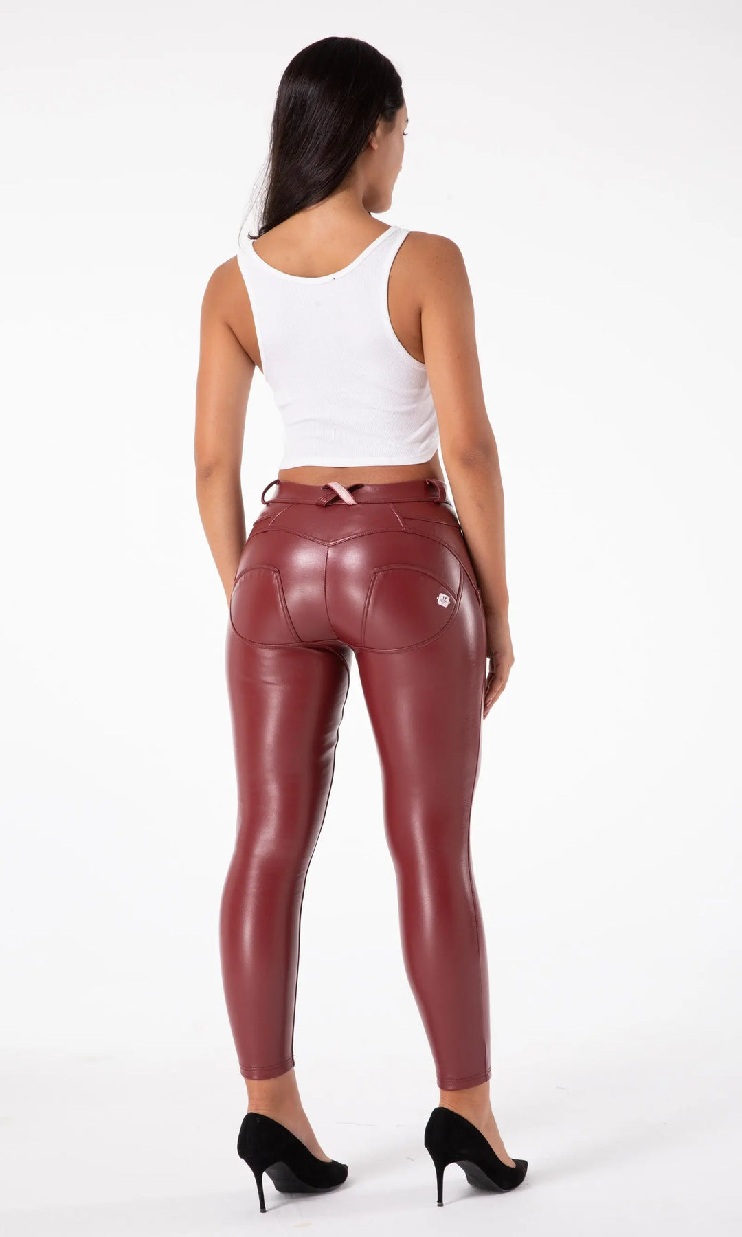  Weinrote MWPants Pu-Lederhose, eleganter Look, Shaping-Effekt am Po und isolierende Fütterung für kalte Tage