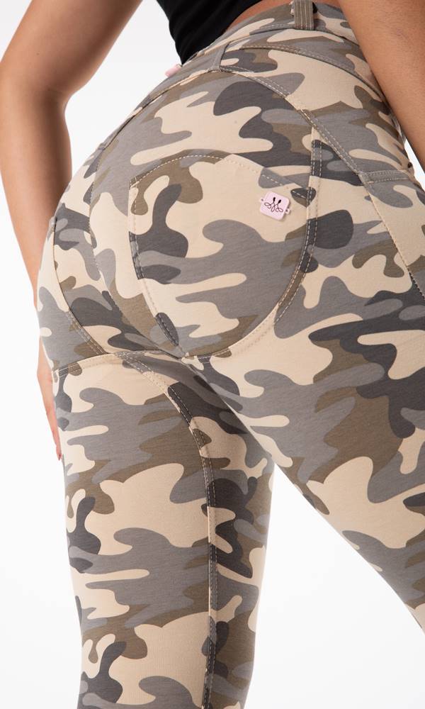 Melody MW Hose Camo Hell Caumoflage Push UP Leggings atmungsaktiv Bi-Elastisch