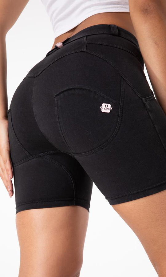 Damen Jeggings-shorts MW PUSH-UP Shorts Denim Schwarz alle Größen : XXS-XS-S-M-L-Xl-XXL-3XL