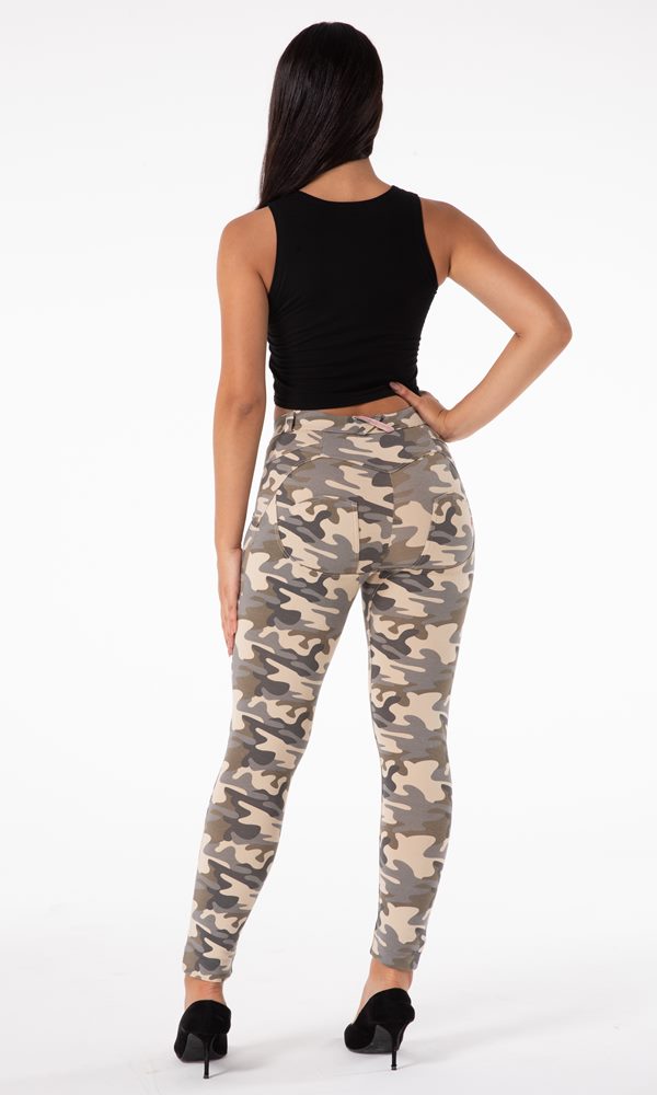 Melody MW Hose Camo Hell Caumoflage Push UP Leggings atmungsaktiv Rückseite