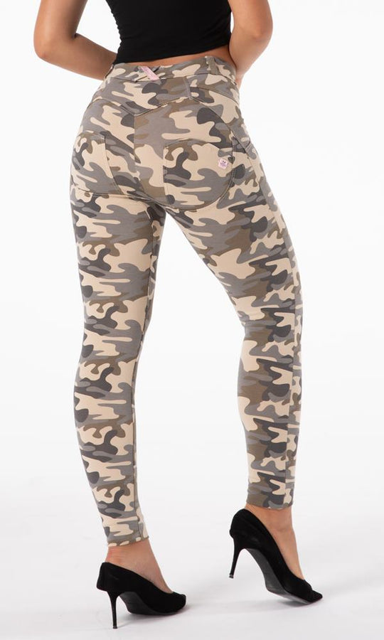 Melody MW Hose Camo Hell Caumoflage Push UP Leggings atmungsaktiv Online Kaufen 