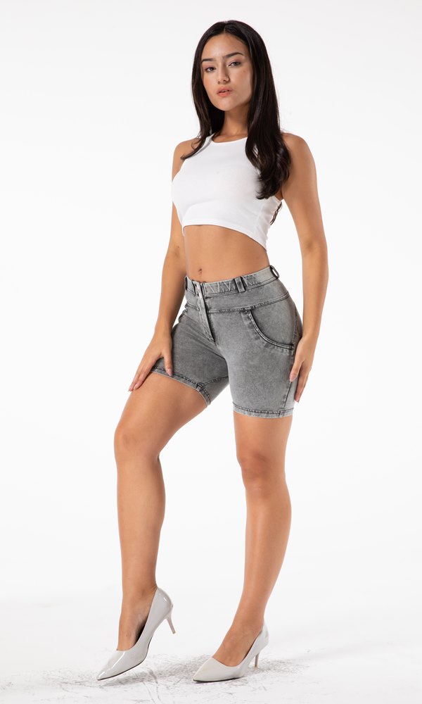 Damen SHORTS Melody MW Denim Shorts Grau eng anliegend  XXS-XS-S-M-L-XL-XXL-3XL
