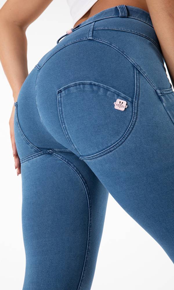 Bequeme Push-Up Jeans für Damen in Blau – Figurbetonende Jeggings