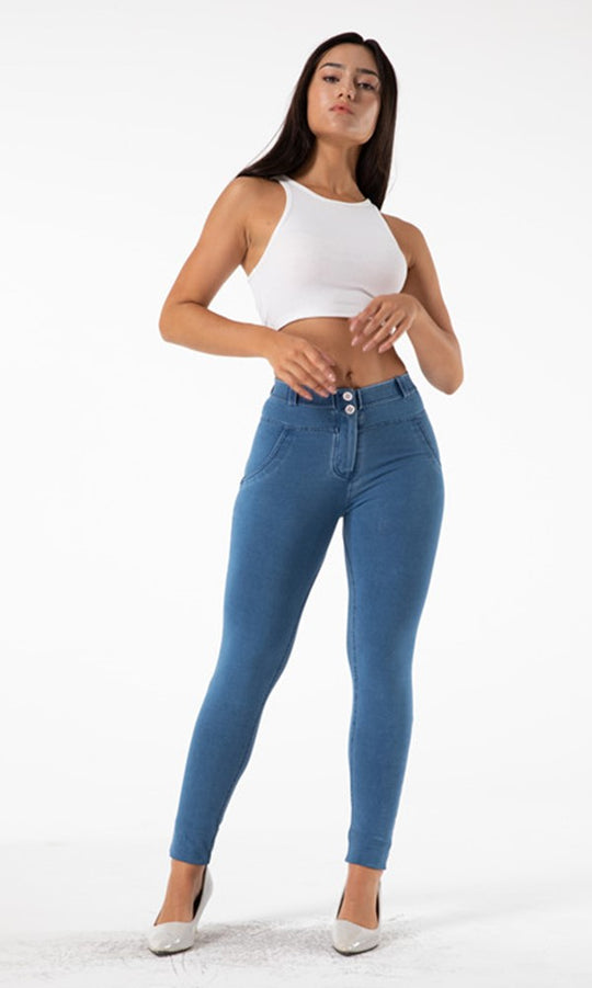 Schicke Damen Push-Up Jeans in Blau – Figurformende Jeggings für jeden Style